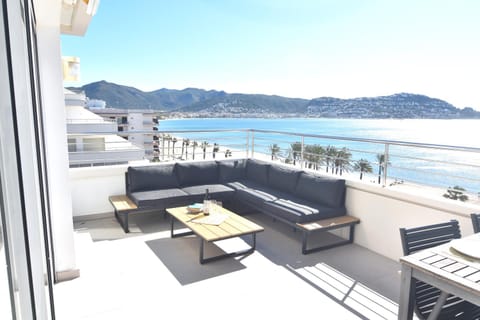 View (from property/room), Balcony/Terrace, Beach, Mountain view, Sea view