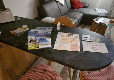 Communal lounge/ TV room, Kitchen or kitchenette, Living room, Communal kitchen