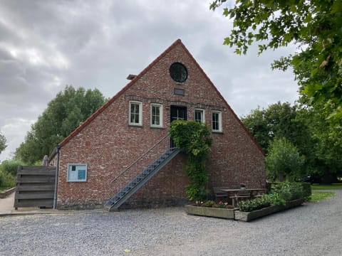 't Uilengat 6-8 persoons appartement Apartment in Zeeland, Netherlands