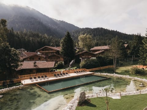 Property building, Restaurant/places to eat, Day, Summer, Spa and wellness centre/facilities, Swimming pool, Breakfast