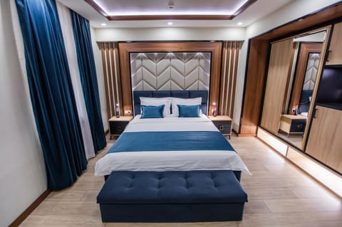 Living room, Bedroom