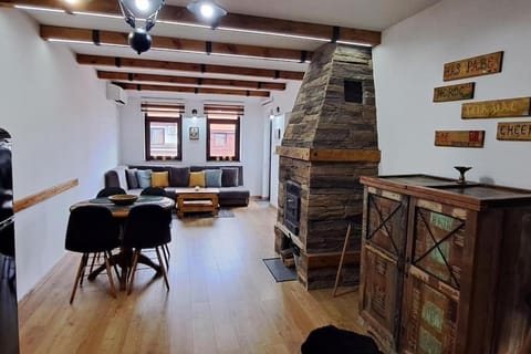 апартамент Гигови Apartment in Bansko