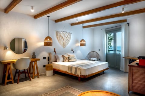 Bed, Photo of the whole room, Sea view