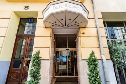 Facade/entrance, Day