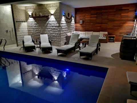 Polly Apartments with swimming pool Apartment in Dubrovnik-Neretva County