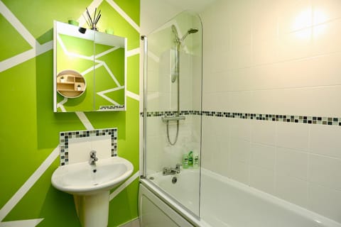 Shower, Bathroom, Bath