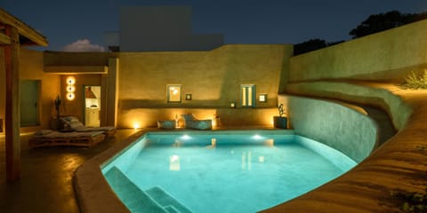 Property building, Patio, Swimming pool
