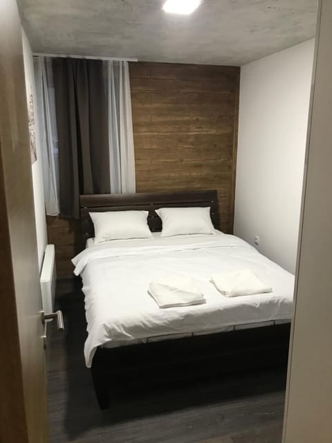 Suncani breg treska Apartment in Serbia