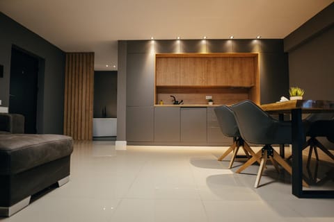 Living room, Diving
