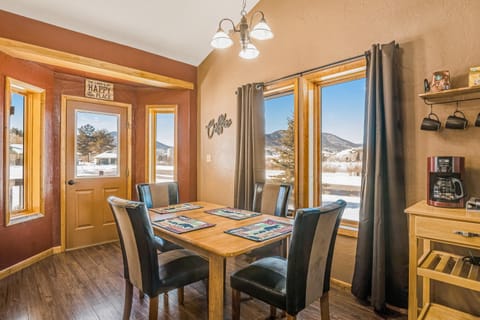 Carroll's Place House in South Fork