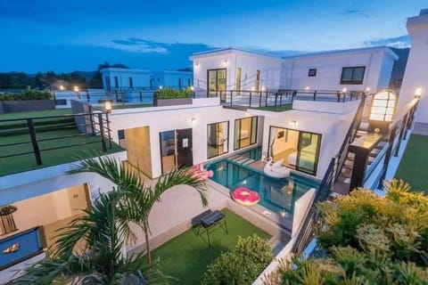 Property building, Patio