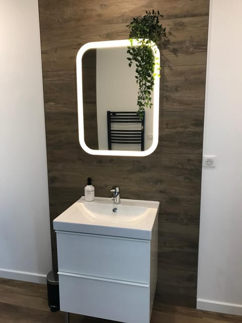 Studio Chateaulin Centre Apartment in Finistere