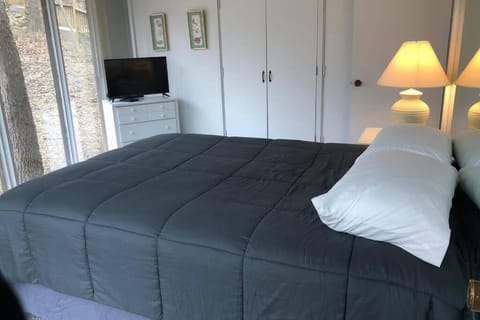 Unit 10 - Treetop 2 Bedroom Villa House in Village Four Seasons