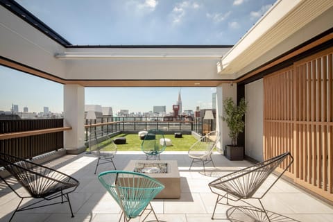 View (from property/room), Balcony/Terrace, Garden view