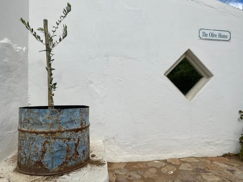 Facade/entrance, Property logo or sign