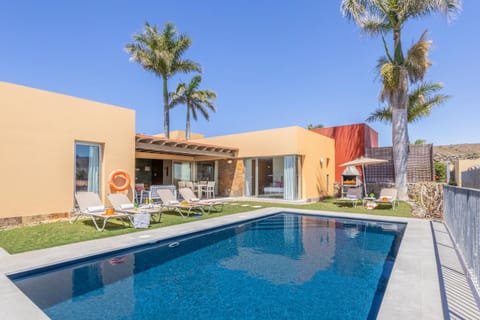 Solarium, Swimming pool