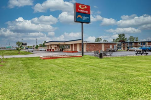 Property building, Parking