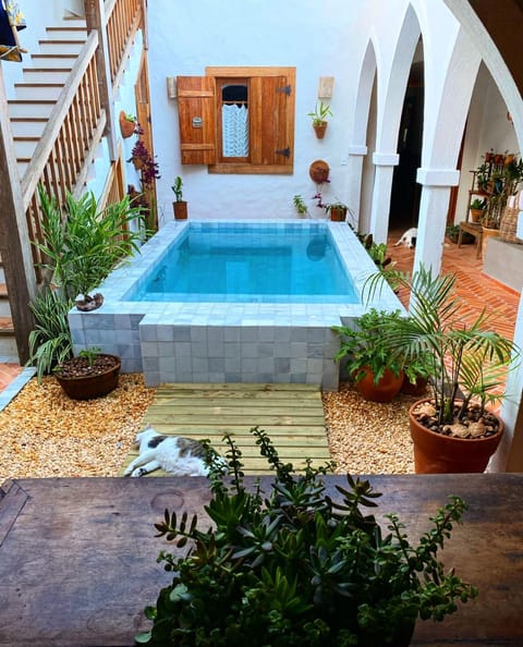 Swimming pool
