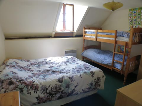 LE CLOS JEAN HOLIDAY COTTAGES House in Normandy