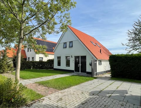 Neighbourhood, Garden