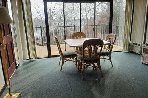 Unit 102 - Treeloft 3 Bedroom Villa House in Village Four Seasons