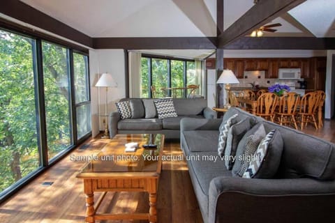 Unit 99 - Treeloft 3 Bedroom Villa House in Village Four Seasons