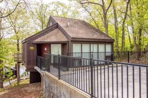 Unit 99 - Treeloft 3 Bedroom Villa House in Village Four Seasons