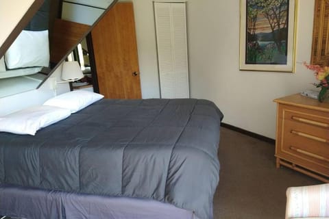 Unit 100 - Treeloft 3 Bedroom Villa House in Village Four Seasons