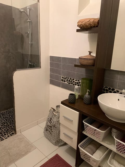 Charmant Logement a Vierzon Apartment in Centre-Val de Loire