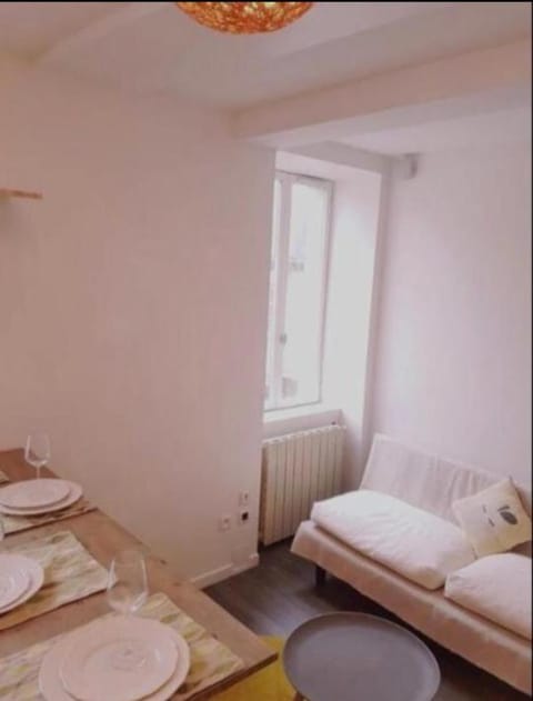 Charmant Logement a Vierzon Apartment in Centre-Val de Loire