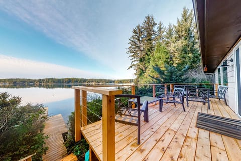 Lazy House House in Dunes City