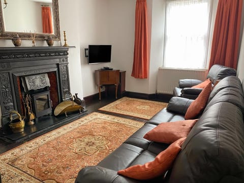 Harbour Cottage House in West Somerset District