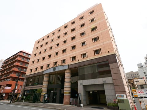 Property building, Day, Location