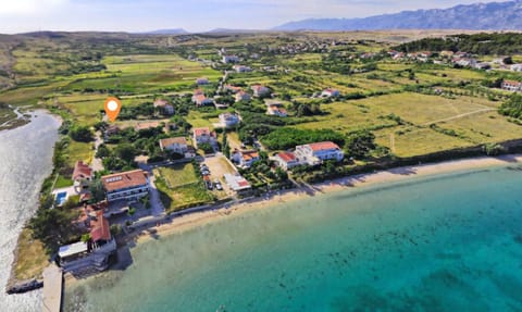 Facade/entrance, Bird's eye view, Beach