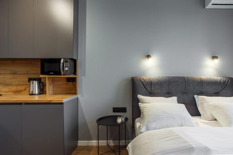Bed, Coffee/tea facilities, Kitchen or kitchenette, Bedroom