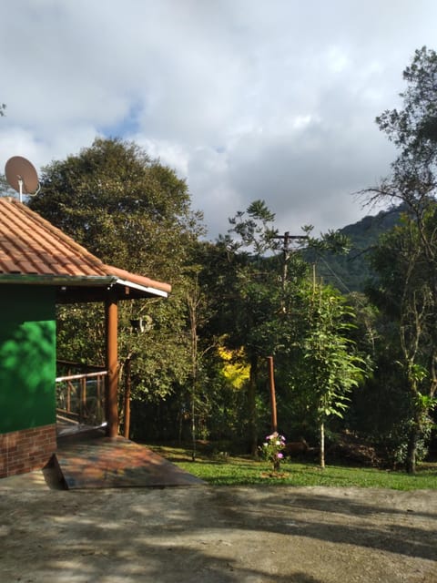 Chalé da Flor House in Visconde de Mauá