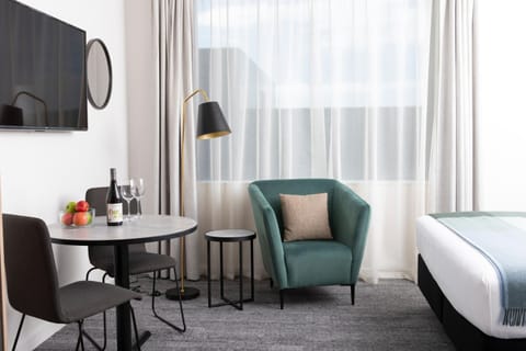 TV and multimedia, Seating area