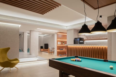 Billiard, Lounge or bar, Fitness centre/facilities