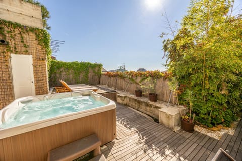 Hot Tub