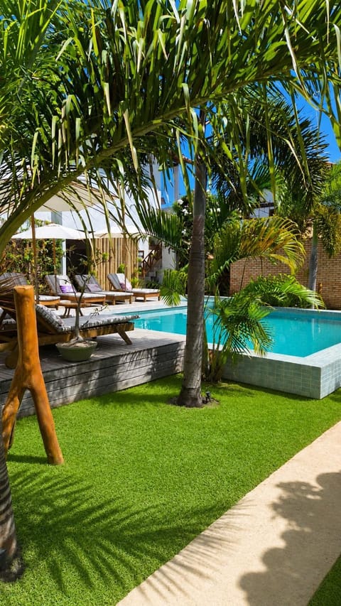 Spring, Day, Natural landscape, Garden, Garden view, Pool view, Swimming pool, sunbed