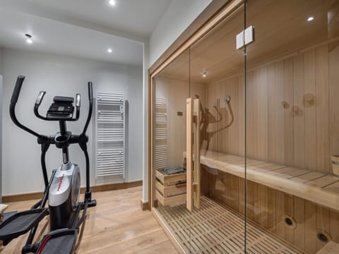 Chalet au centre de Courchevel Village pour 12 pers avec Sauna et Wifi - FR-1-562-50 Chalet in Saint-Bon-Tarentaise