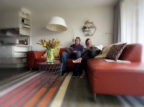People, Seating area