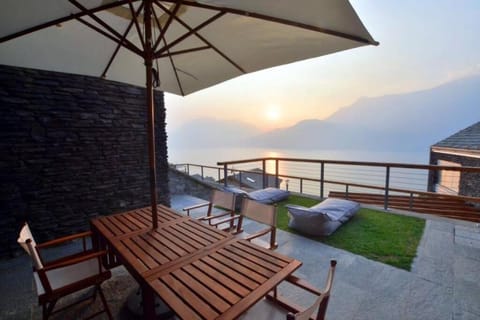 Lago di Como- amazing view- House in Bellano