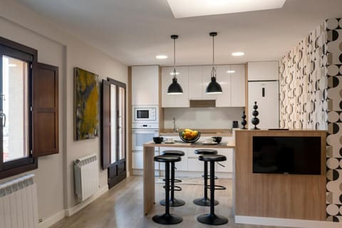 TV and multimedia, Dining area