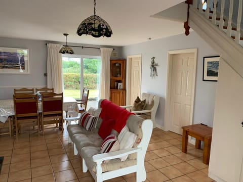 Cozy Coastal Cottage in Ballinskelligs, Kerry House in County Kerry