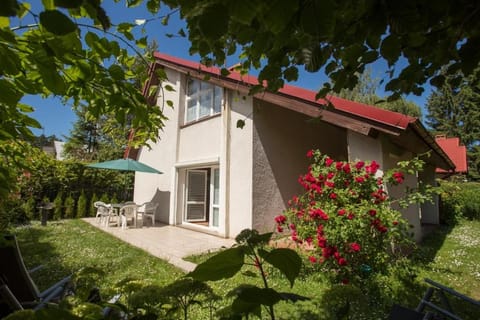 Property building, Patio, Facade/entrance, Garden, View (from property/room), Evening entertainment, Garden view