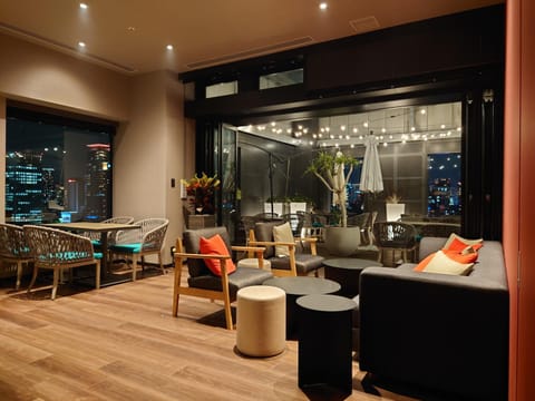 Night, Lounge or bar