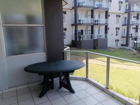Balcony/Terrace, Garden view