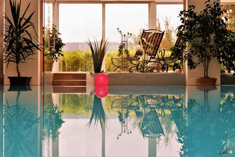 Spa and wellness centre/facilities, Public Bath