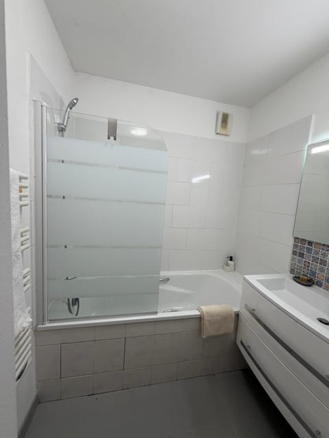 Royal Garden - Disneyland Paris Apartment in Chessy